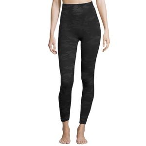 Spanx Black Camo Look At Me Now Leggings Size S/P
